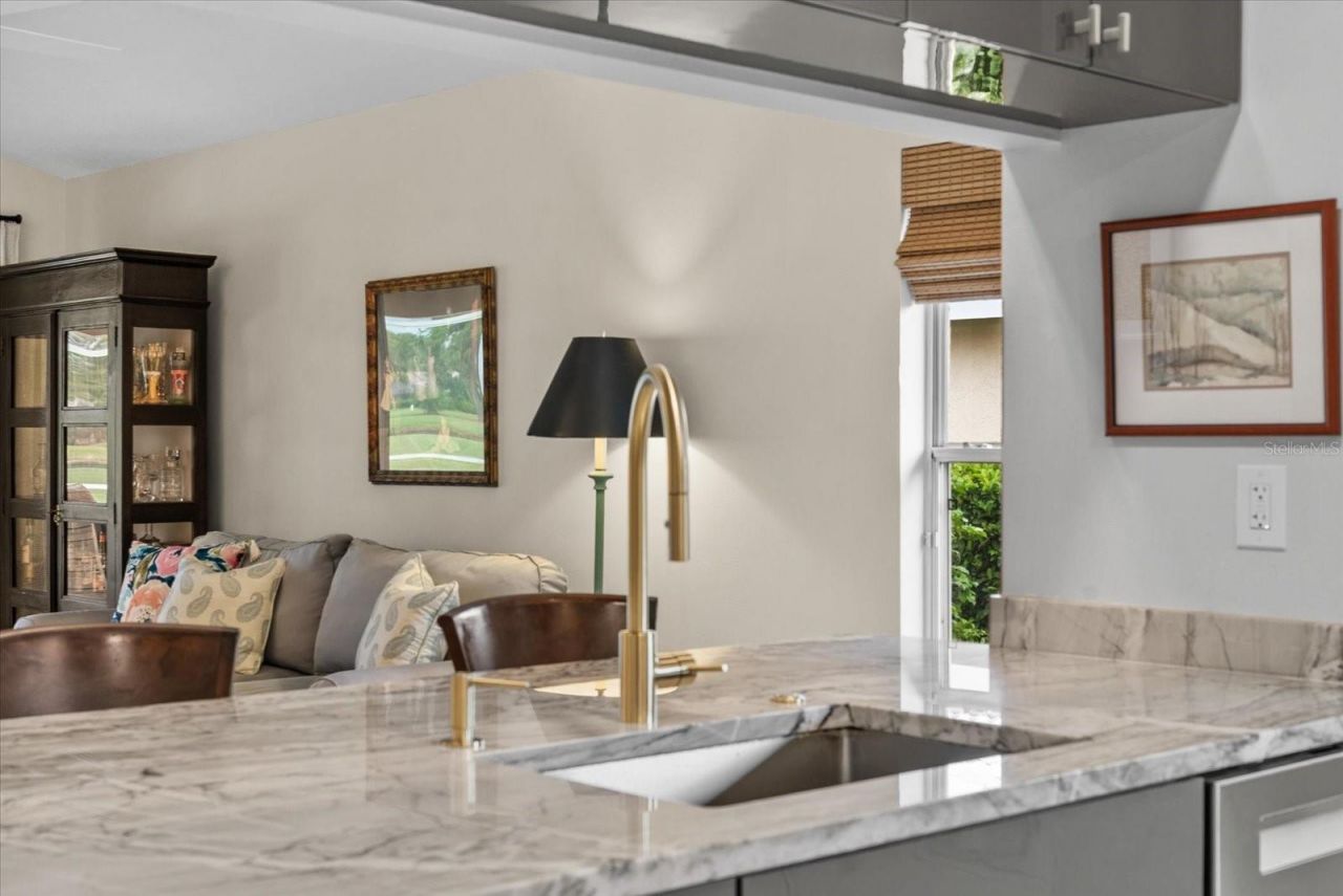 5815 Fairwoods Circle, Sarasota, FL 34243 Photo