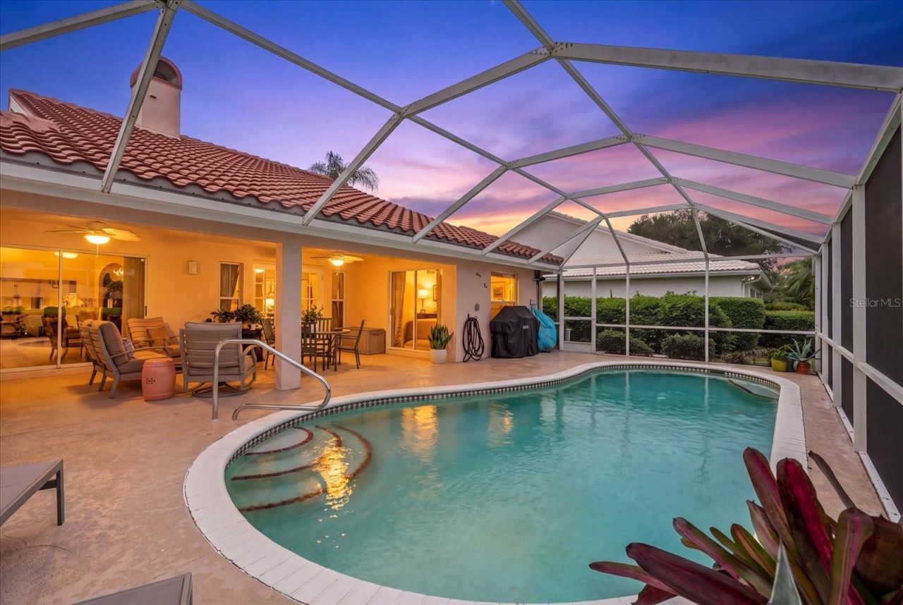 5815 Fairwoods Circle, Sarasota, FL 34243 Photo