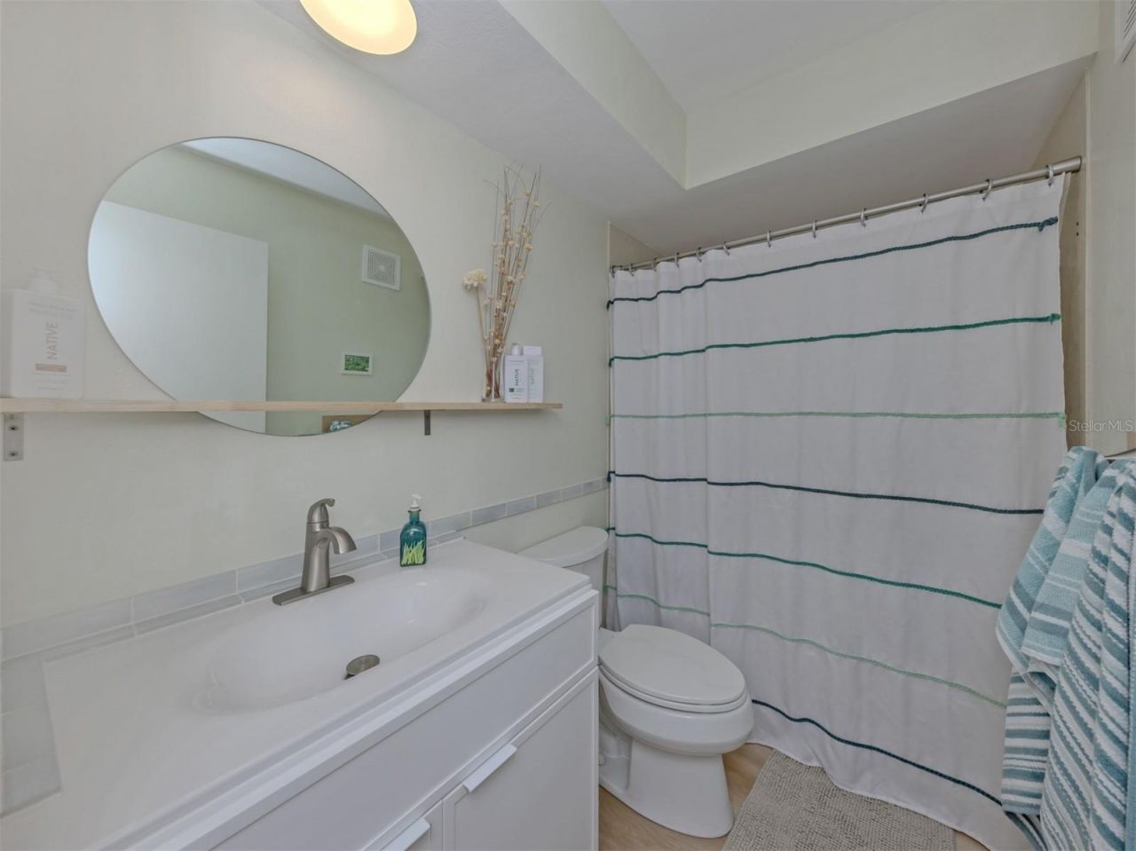 4713 Winslow Beacon, Unit 5, Sarasota, FL 34235 Photo