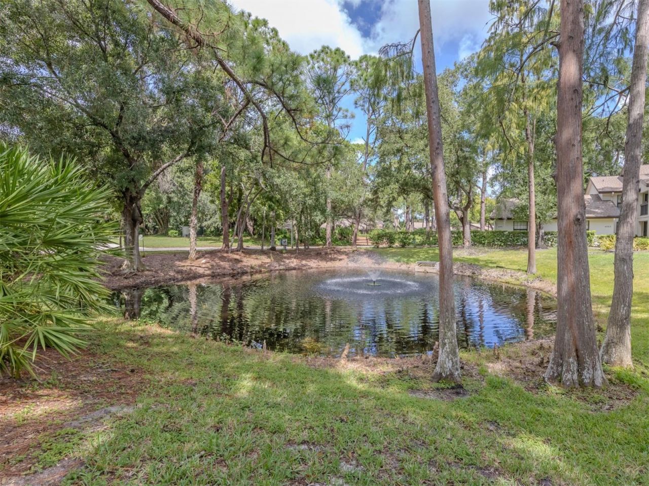 4713 Winslow Beacon, Unit 5, Sarasota, FL 34235 Photo