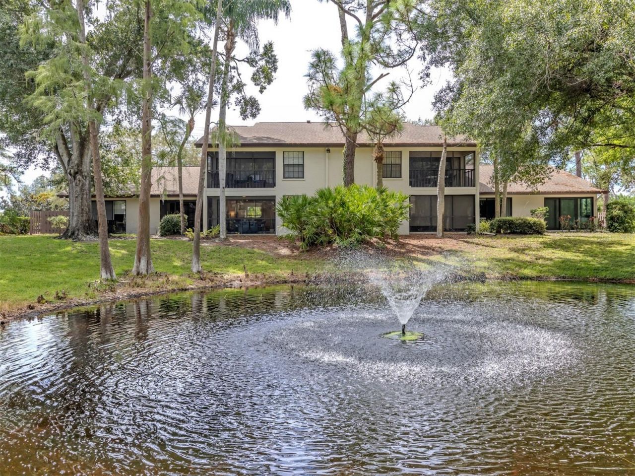 4713 Winslow Beacon, Unit 5, Sarasota, FL 34235 Photo