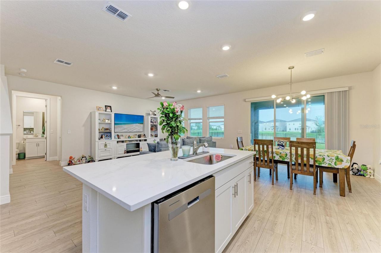 18211 Thistleberry Place , Lakewood Ranch, FL 34211 Photo