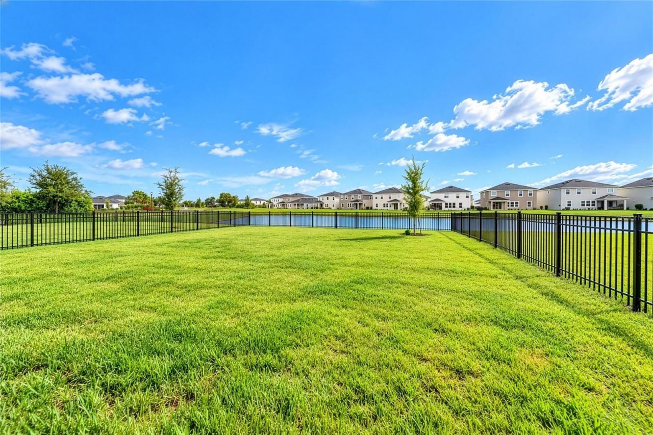 18211 Thistleberry Place , Lakewood Ranch, FL 34211 Photo