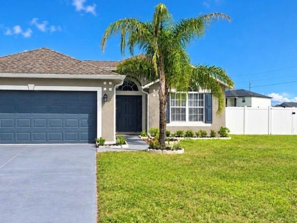 100 CIMARRON LANE , POINCIANA, FL 34759
