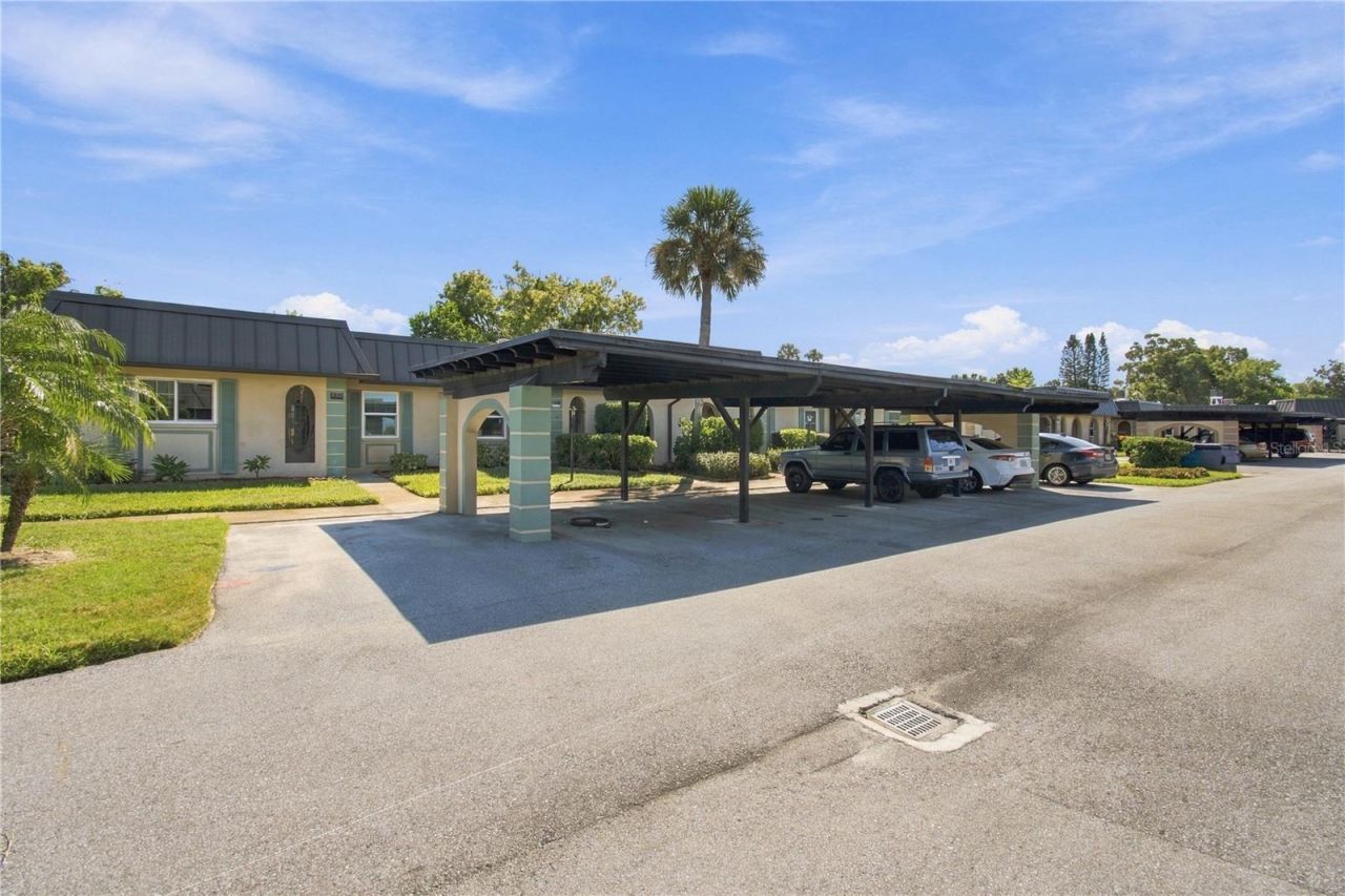 4350 Sunstate Drive , Unit 4, New Port Richey, FL 34652 Photo