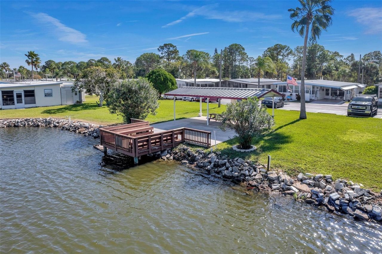 10811 Freedom Drive , Port Richey, FL 34668 Photo