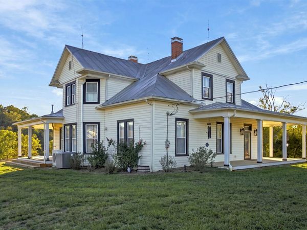 374 FINLEY RD, RAPHINE, VA 24472