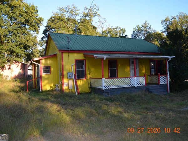 142 S Main Street, Milledgeville, GA 31061
