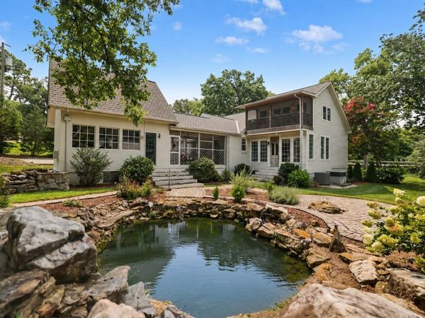 852 Battery Ln , Nashville, TN 37220