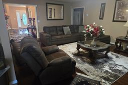 408 Killian Green Drive photo 4