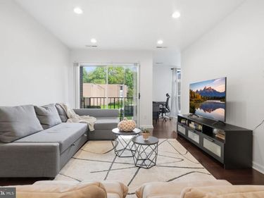 8312 TOBIN RD ROAD, Unit 23, ANNANDALE, VA 22003
