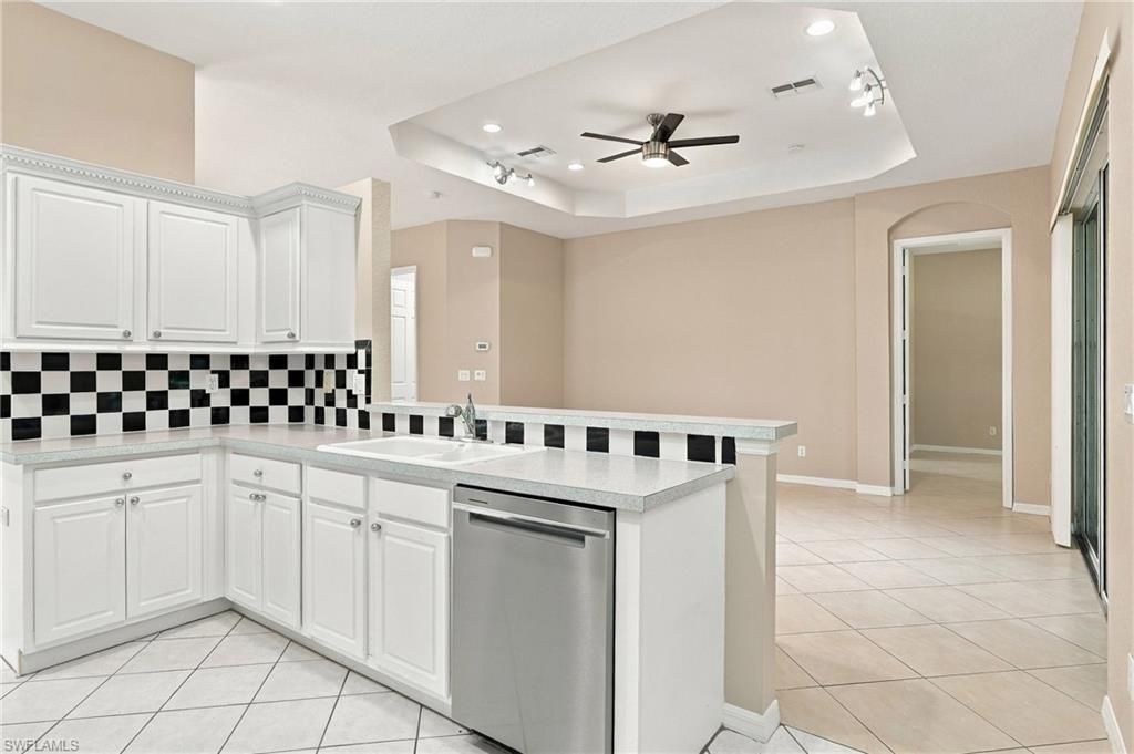 357 Harvard Ln, Naples, FL 34104 Photo