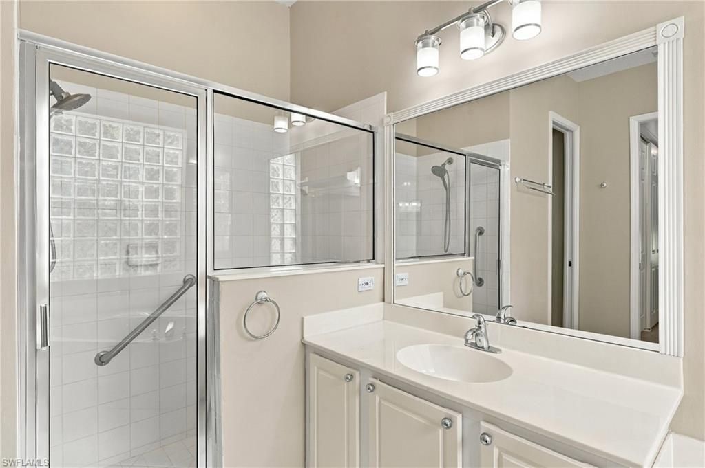 357 Harvard Ln, Naples, FL 34104 Photo
