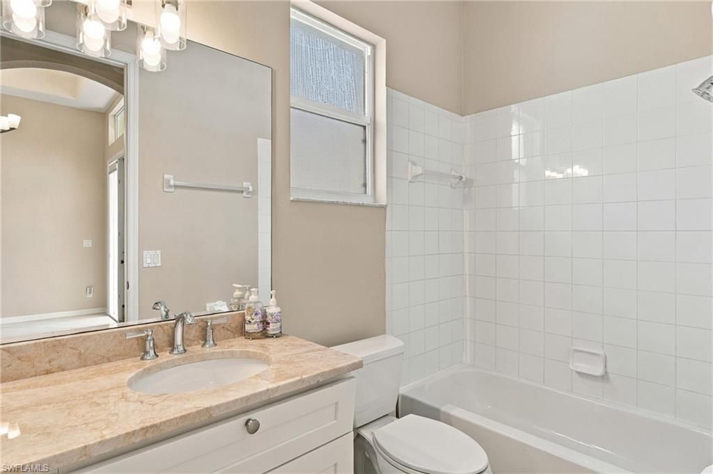 357 Harvard Ln, Naples, FL 34104 Photo