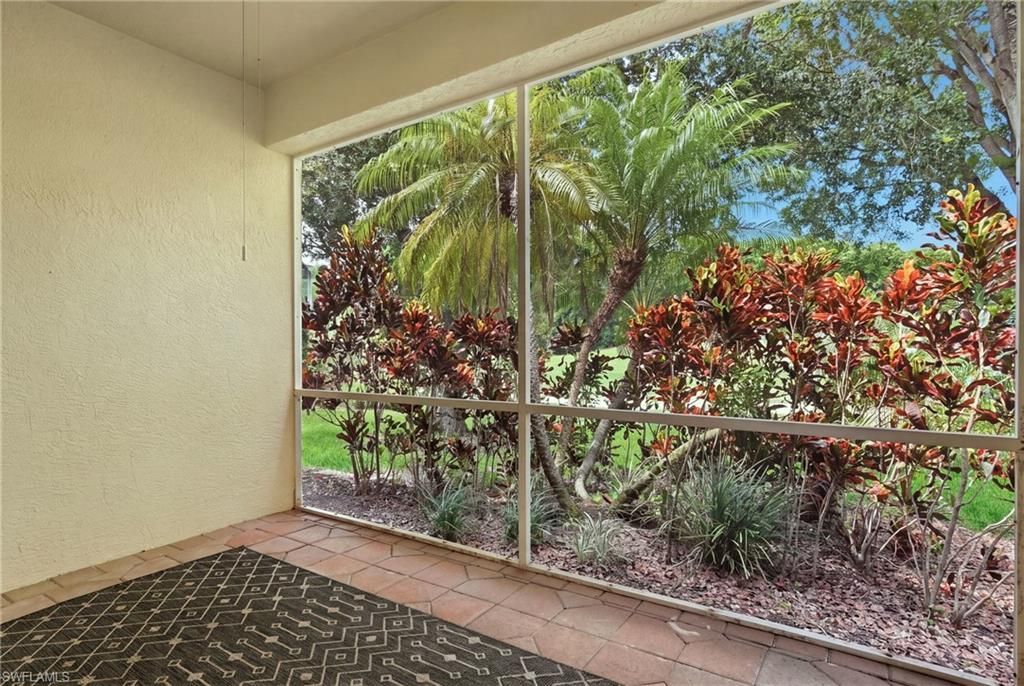 357 Harvard Ln, Naples, FL 34104 Photo