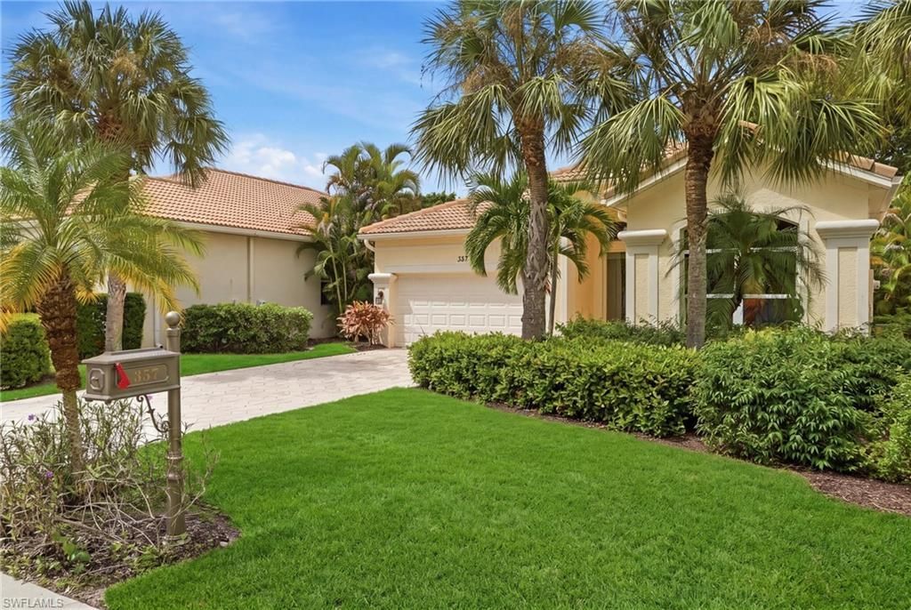357 Harvard Ln, Naples, FL 34104 Photo