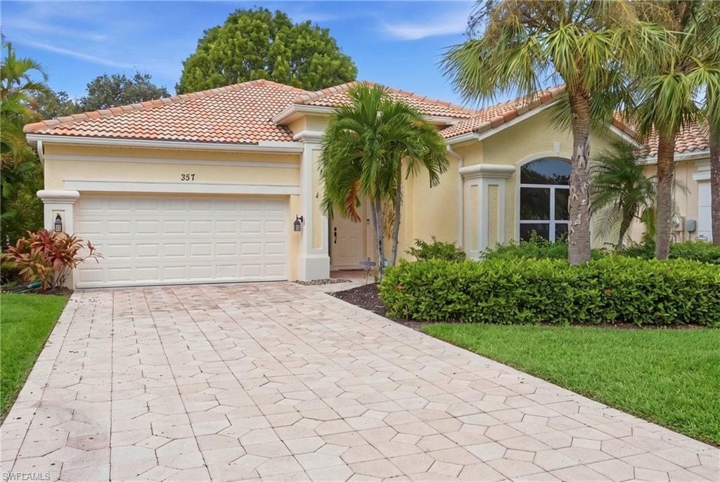 357 Harvard Ln, Naples, FL 34104 Photo