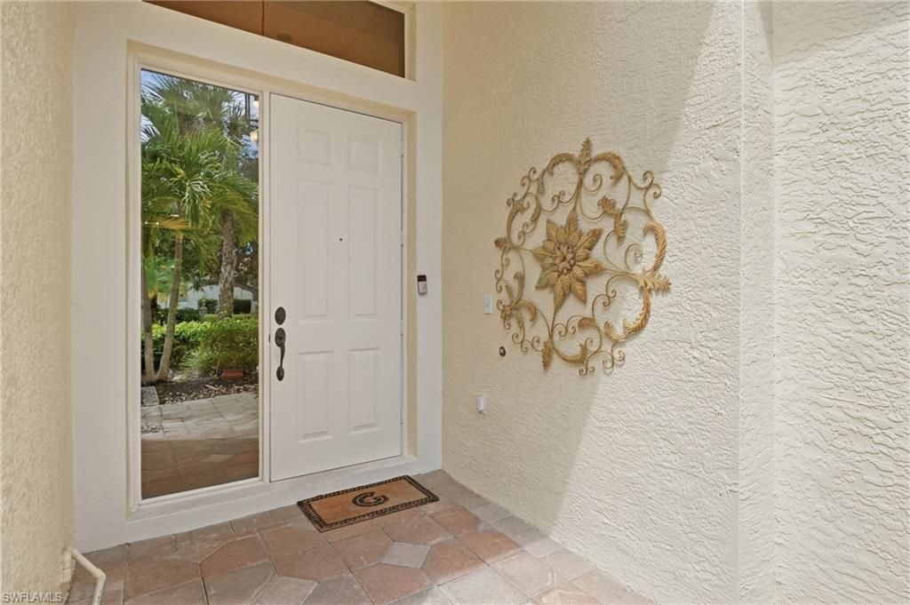 357 Harvard Ln, Naples, FL 34104 Photo