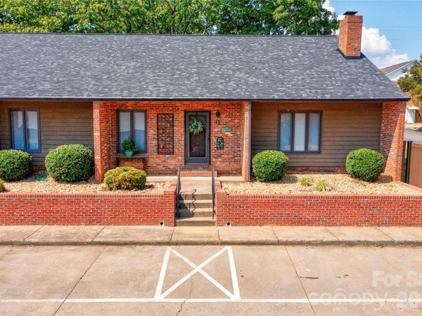 301 Pinkney Street , Unit 1, Shelby, NC 28150