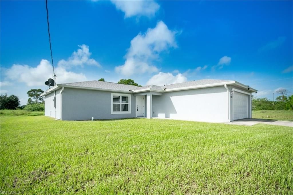 9023 W Crow Cir , Labelle, FL 33935 Photo