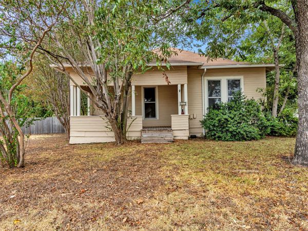 403 N FM 1660 , Hutto, TX 78634