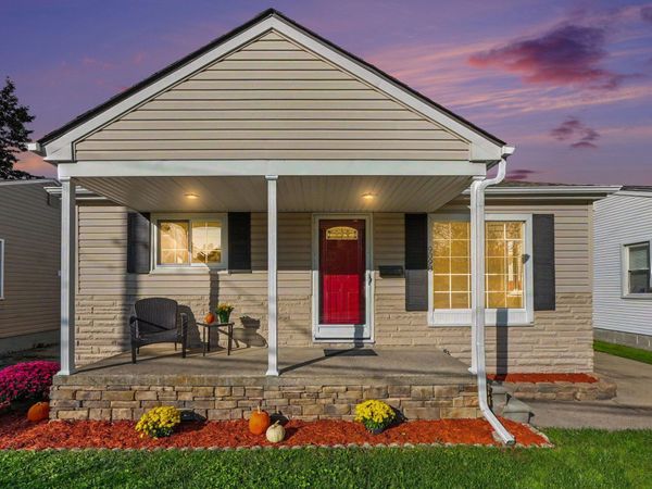 9098 Clippert Street, Taylor, MI 48180