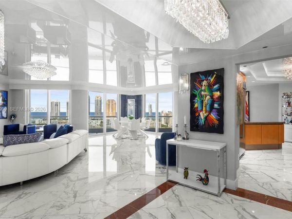 2600 Island Blvd , Unit 2603, Aventura, FL 33160