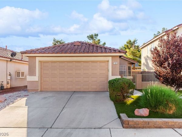 5909 Silver Heights Street , Las Vegas, NV 89130