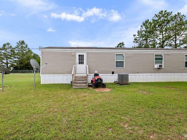 4619 Thoroughbred Dr, Milton, FL 32583