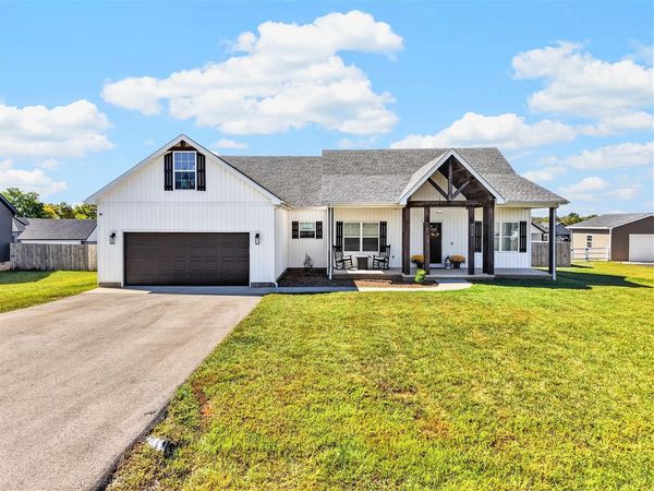 112 McCutchen Court , Auburn, KY 42206