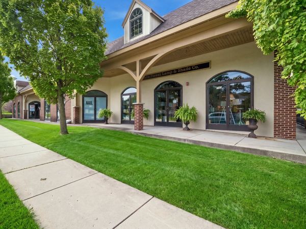 742 Sheridan Road , Highwood, IL 60040