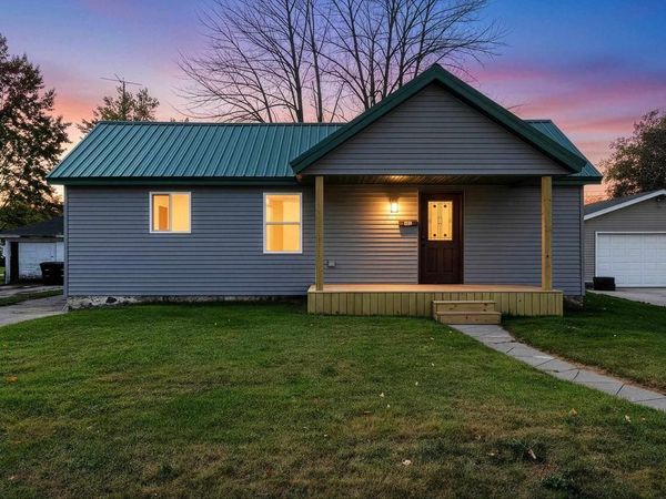 517 S HAMLIN STREET, Shawano, WI 54166
