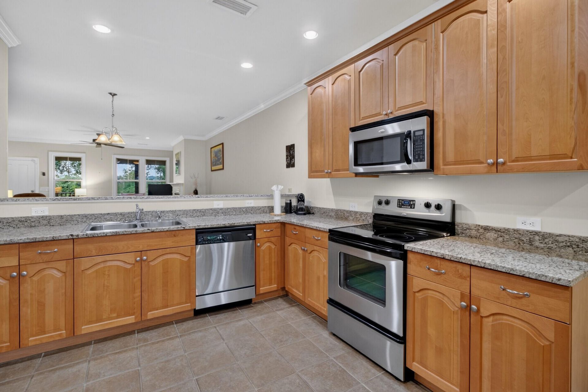 5529 Colonial Chatsworth Circle Photo 12