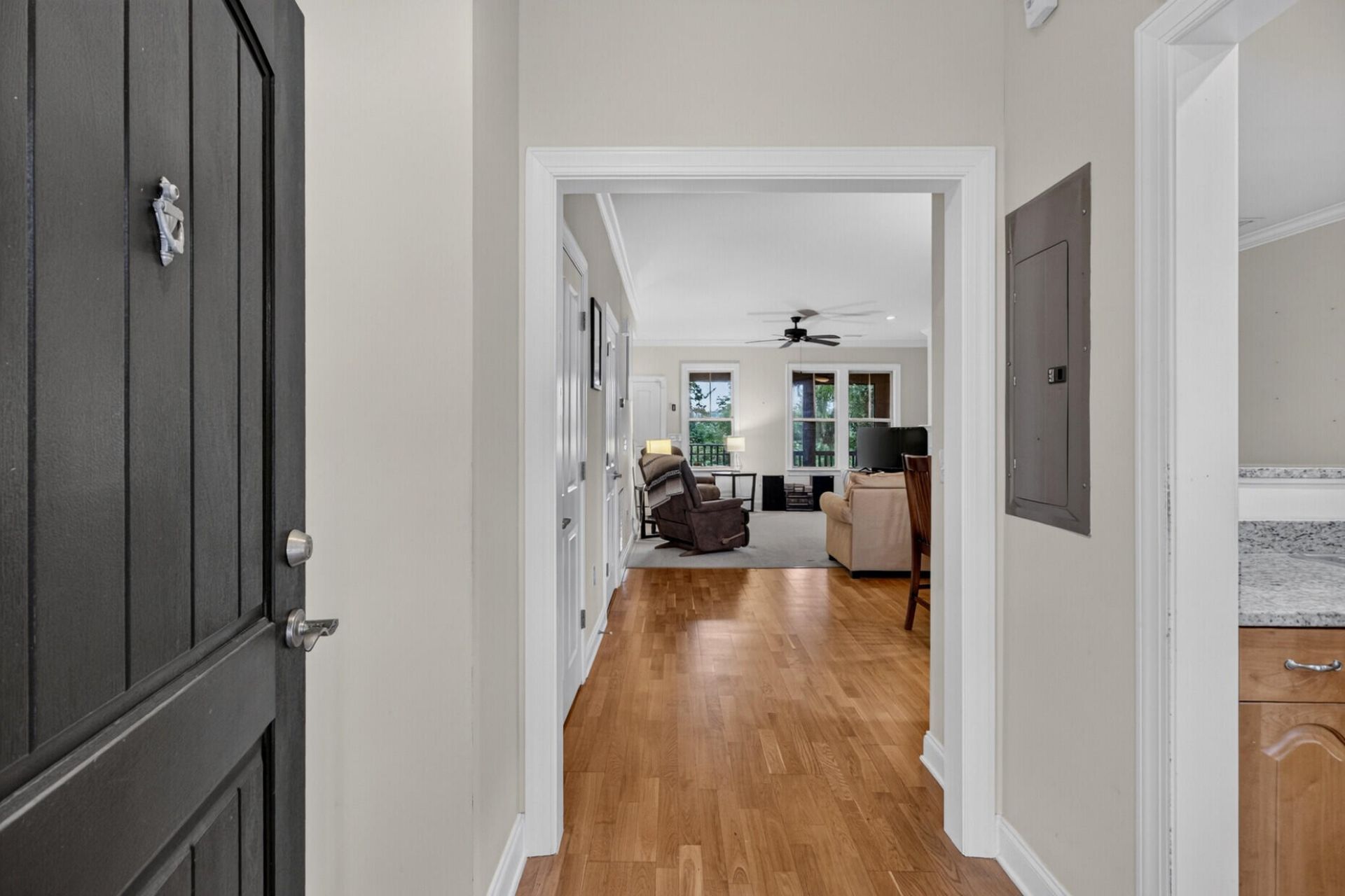 5529 Colonial Chatsworth Circle Photo 6