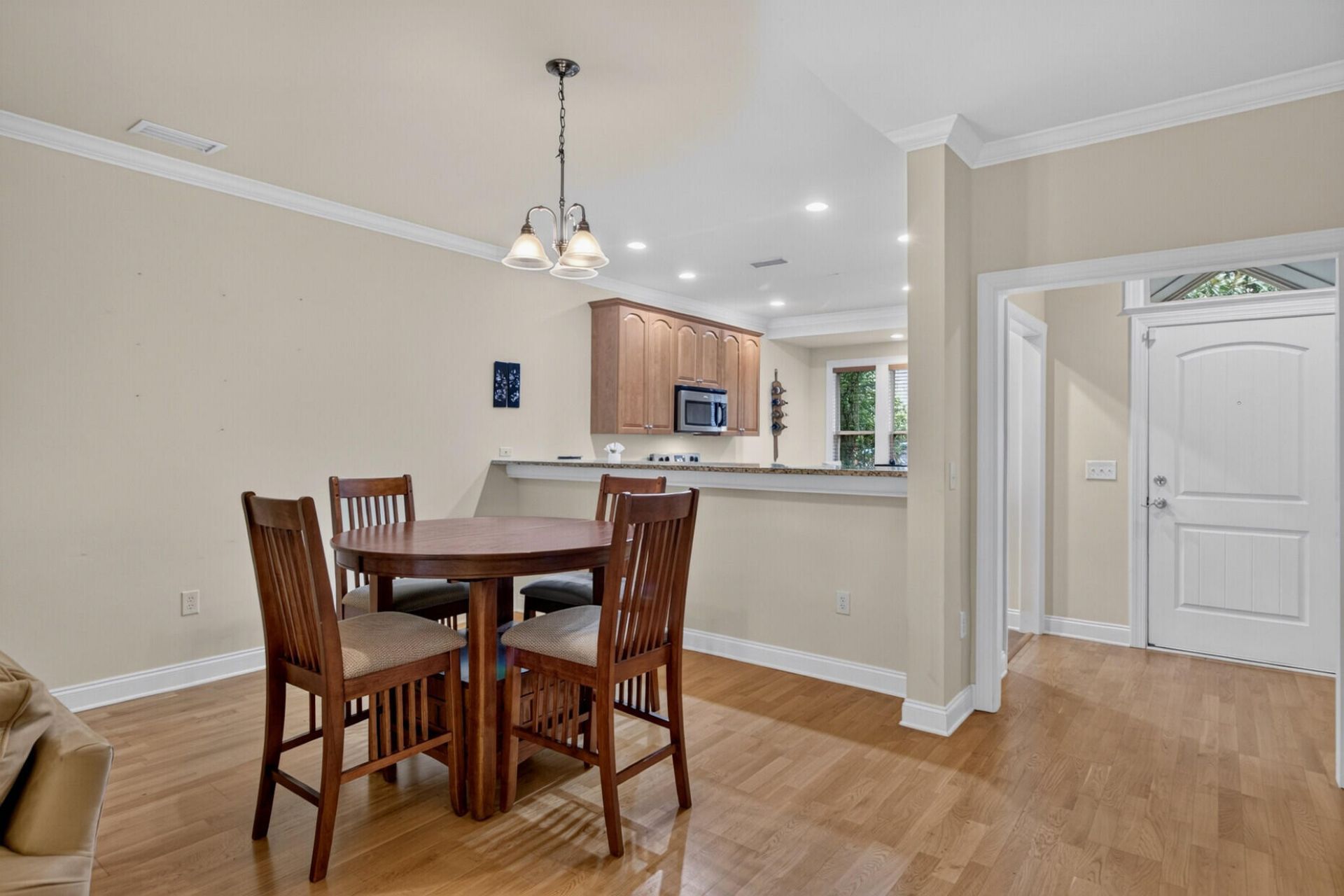 5529 Colonial Chatsworth Circle Photo 8