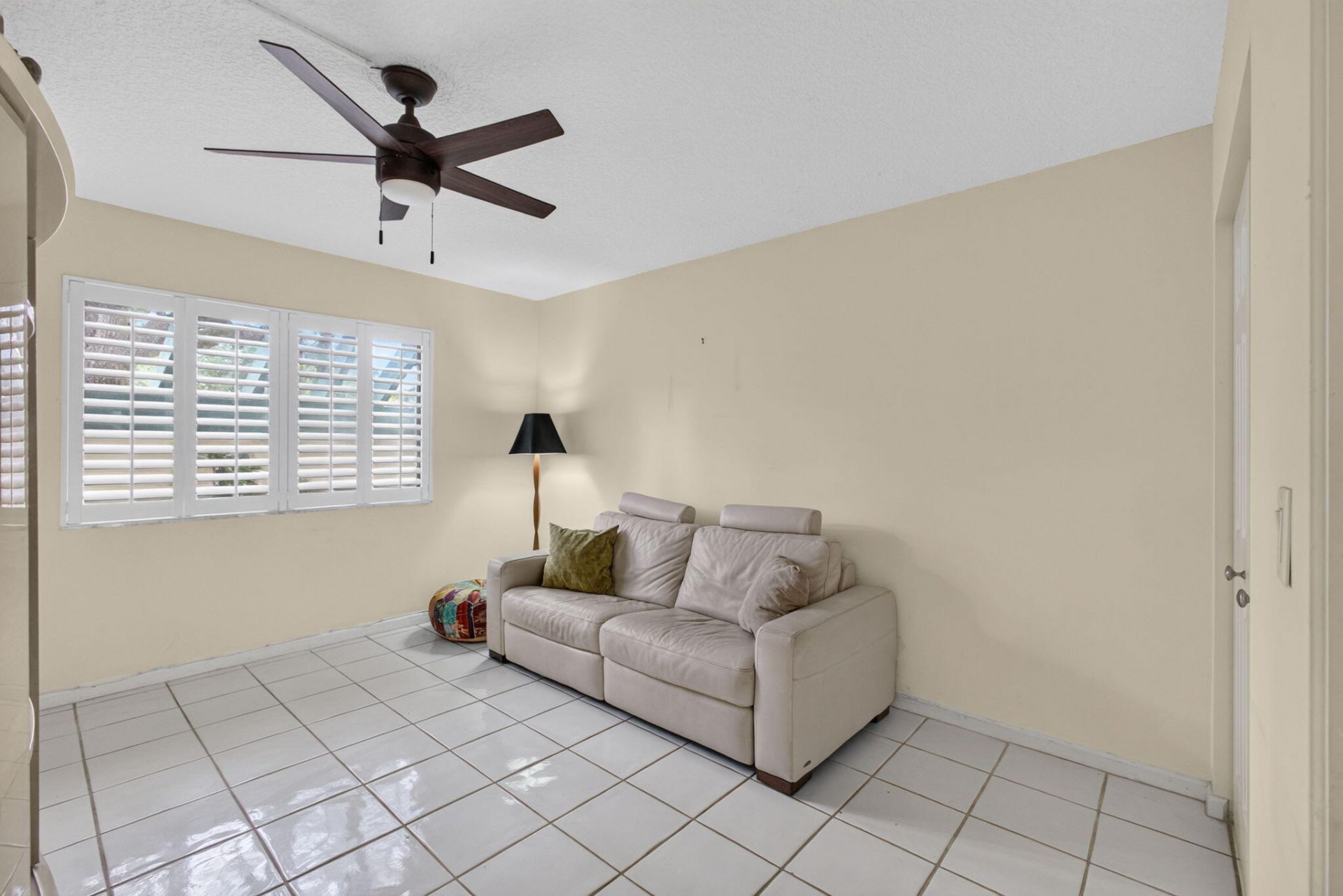 10 Lexington Lane E, Unit A, Palm Beach Gardens, FL 33418 Photo
