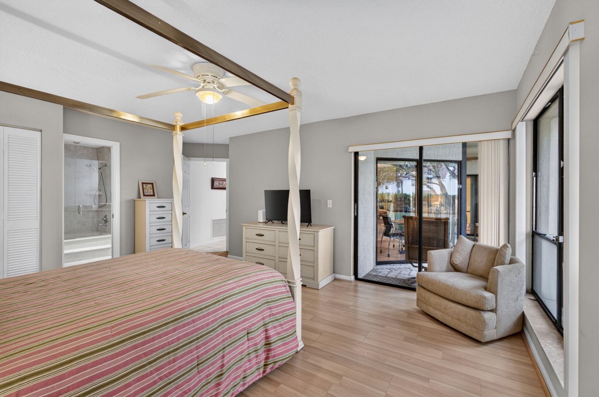 10 Lexington Lane E, Unit A, Palm Beach Gardens, FL 33418 Photo