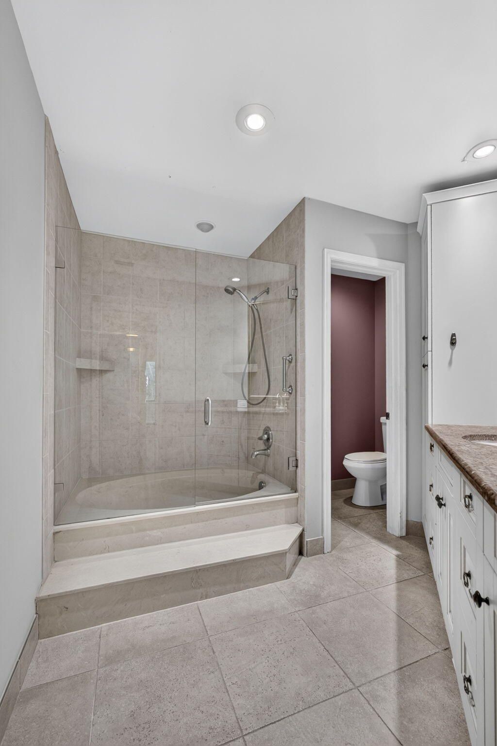 10 Lexington Lane E, Unit A, Palm Beach Gardens, FL 33418 Photo