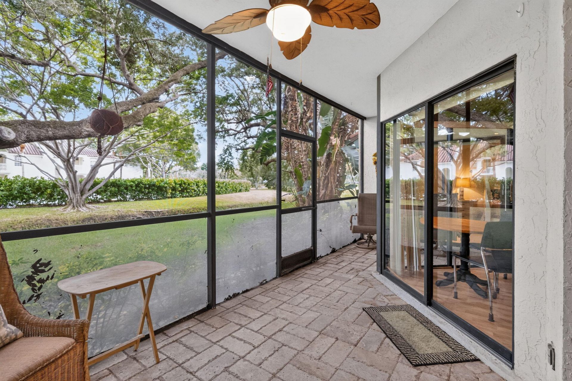 10 Lexington Lane E, Unit A, Palm Beach Gardens, FL 33418 Photo