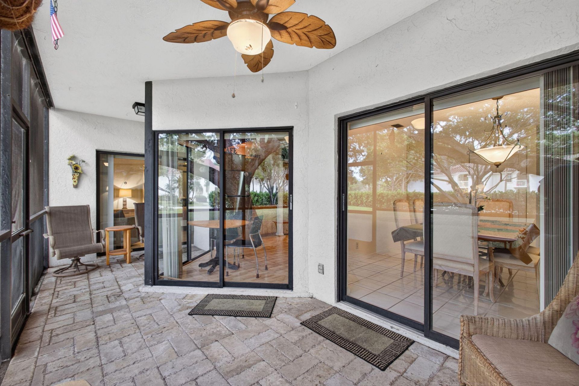 10 Lexington Lane E, Unit A, Palm Beach Gardens, FL 33418 Photo