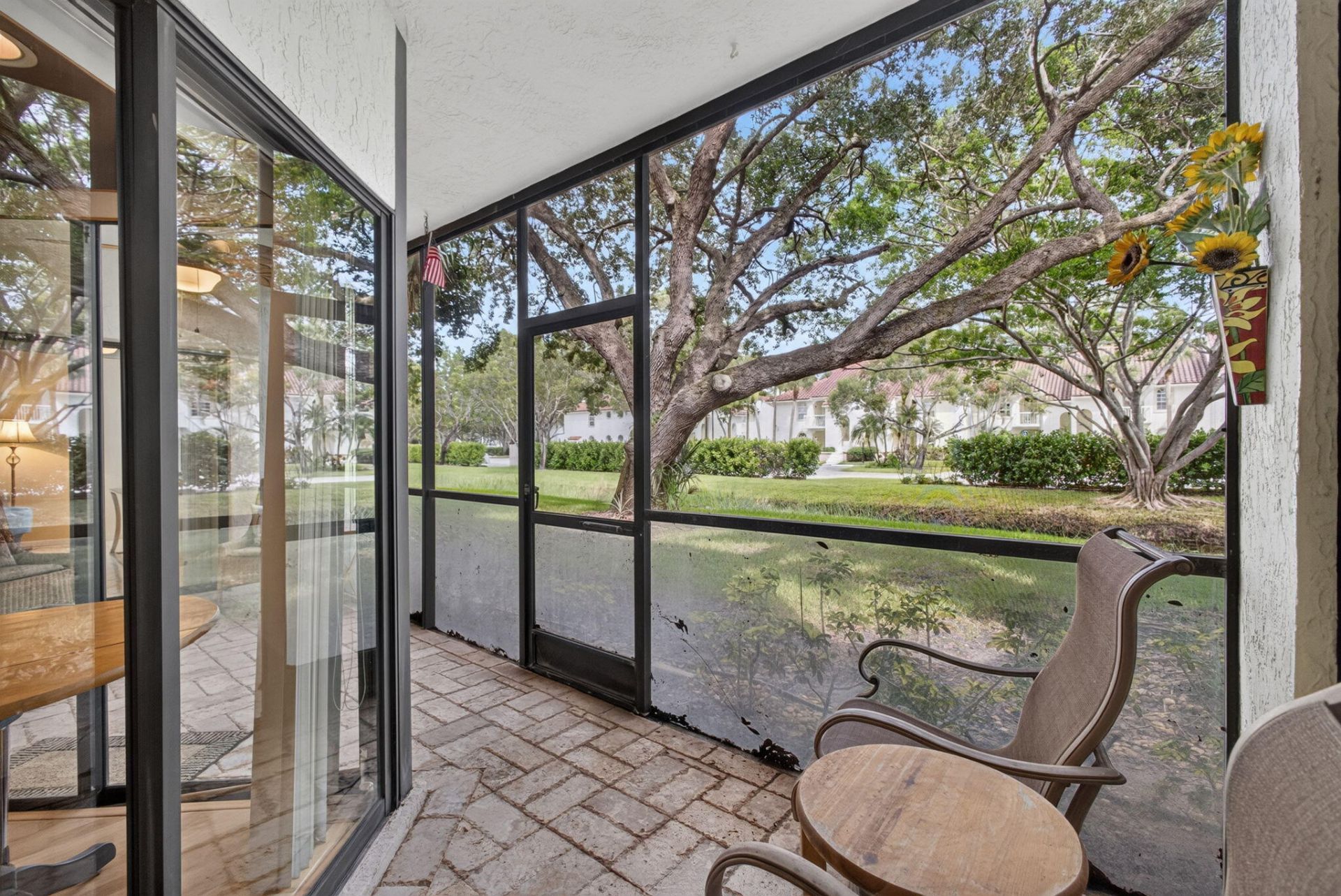 10 Lexington Lane E, Unit A, Palm Beach Gardens, FL 33418 Photo