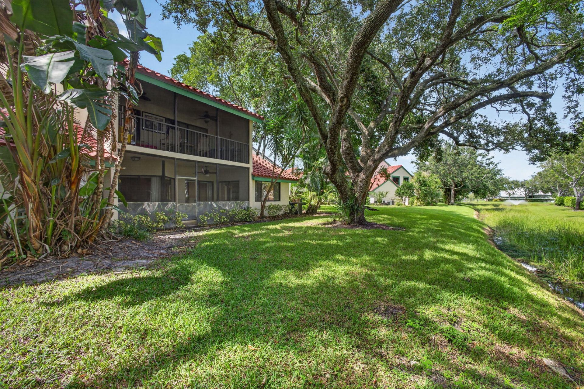 10 Lexington Lane E, Unit A, Palm Beach Gardens, FL 33418 Photo
