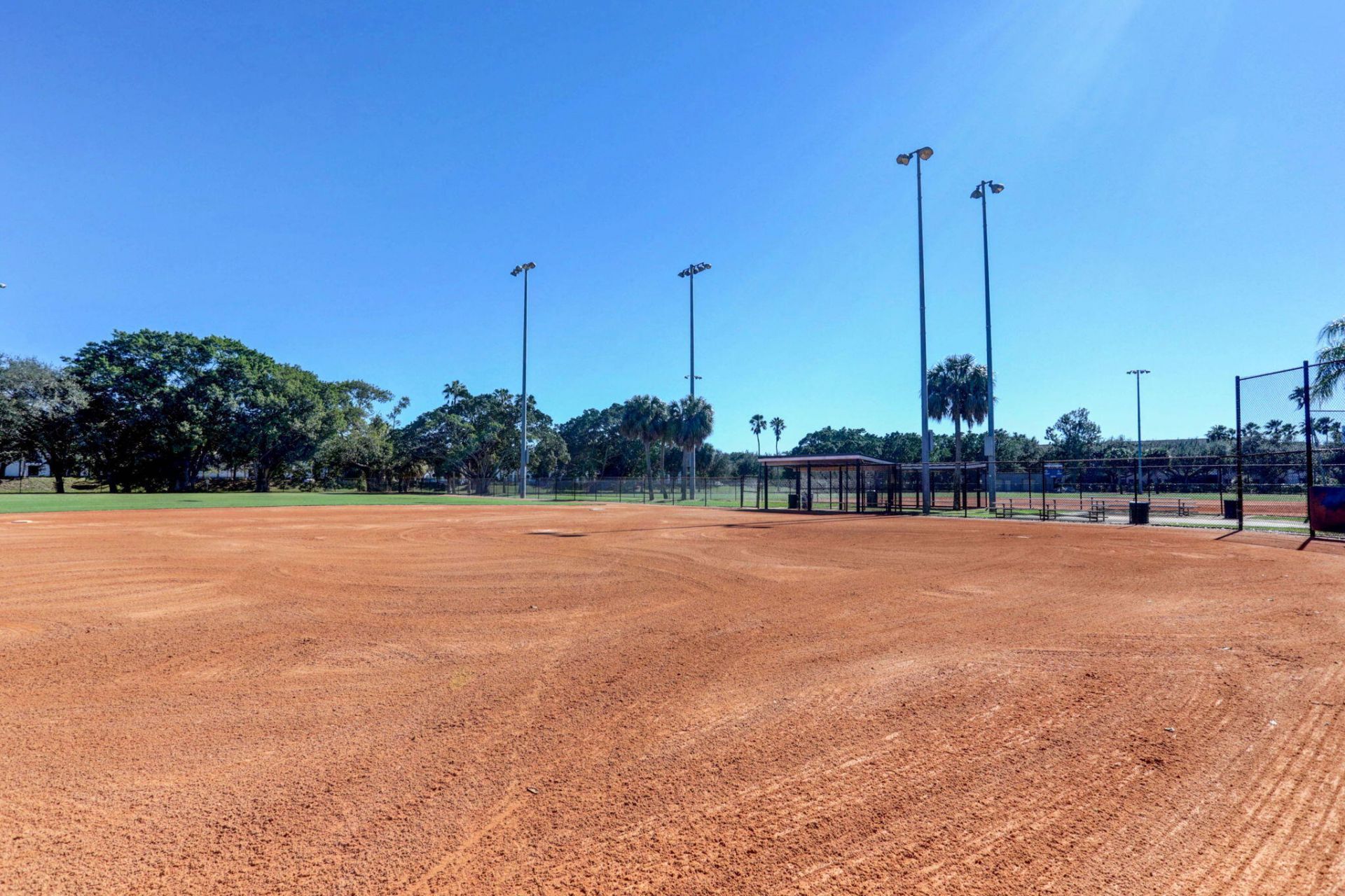 10 Lexington Lane E, Unit A, Palm Beach Gardens, FL 33418 Photo
