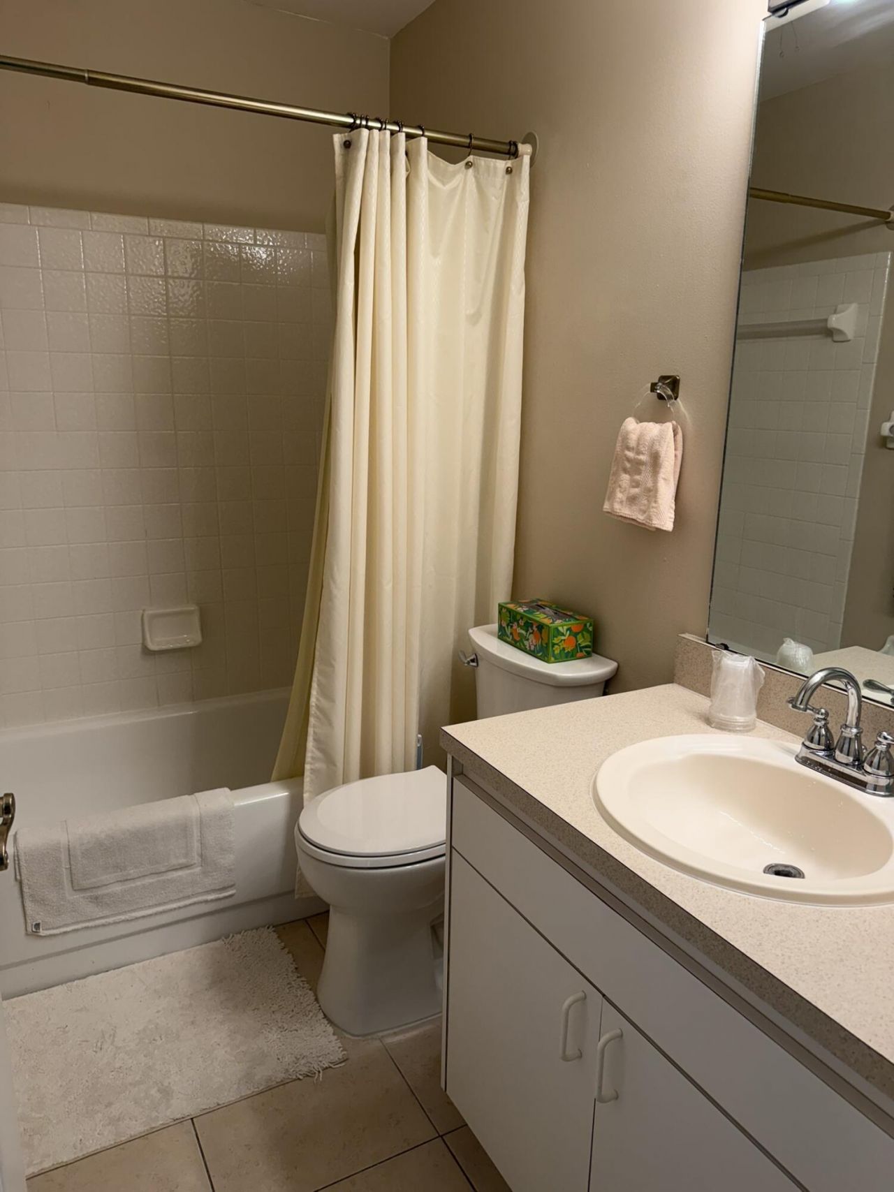 404 NE Camelot Drive, Port Saint Lucie, FL 34983 Photo