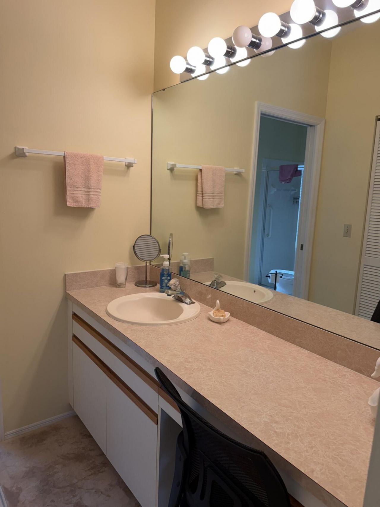 404 NE Camelot Drive, Port Saint Lucie, FL 34983 Photo