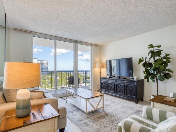 101 Briny Avenue, Unit 809, Pompano Beach, FL 33062