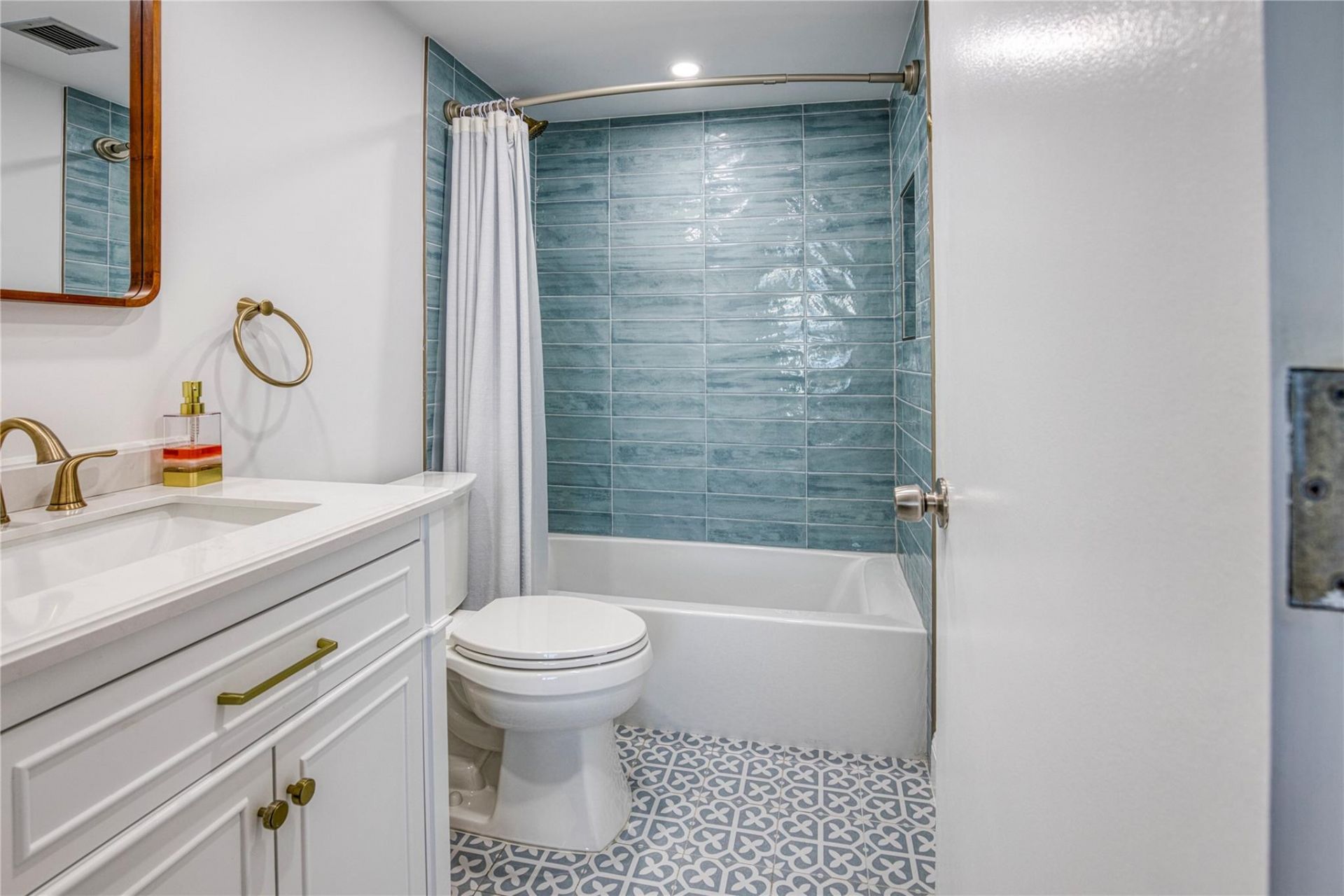 101 Briny Avenue, Unit 809, Pompano Beach, FL 33062 Photo