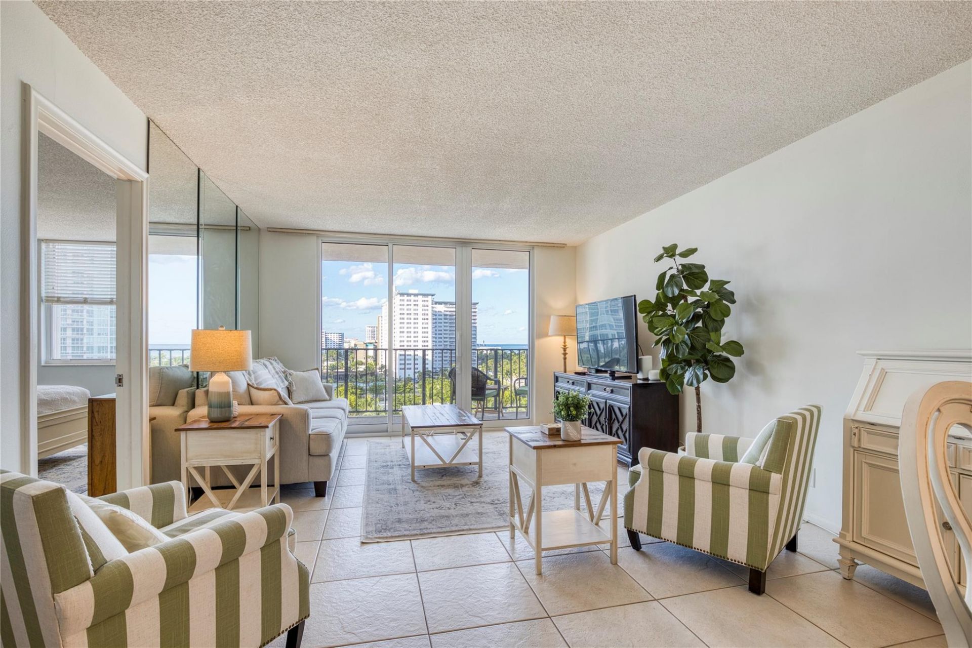 101 Briny Avenue, Unit 809, Pompano Beach, FL 33062 Photo