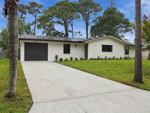 5701 MYRTLE Drive, Fort Pierce, FL 34982