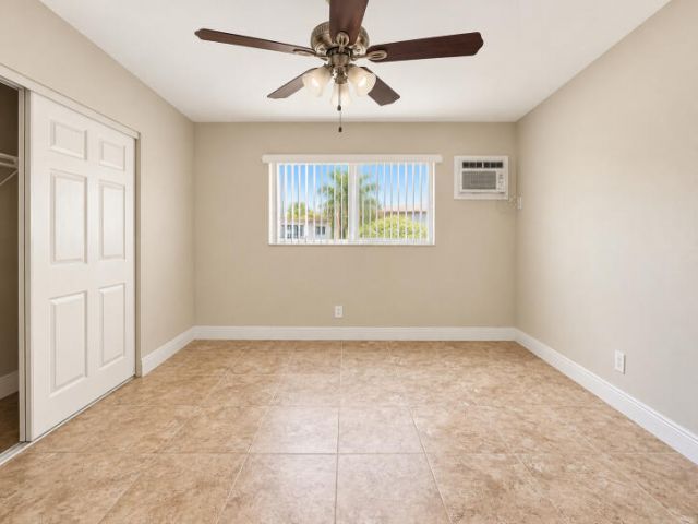 520 NE 44th Street, Unit 1, Boca Raton, FL 33431 Photo